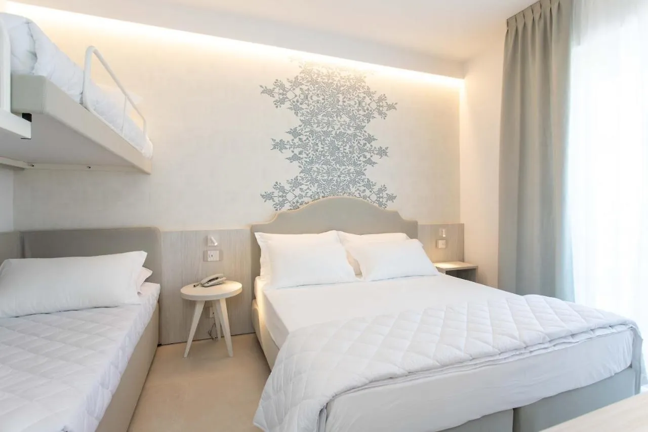 לידו די ג'סולו Hotel Mirafiori 3*, לידו די ג'סולו איטליה