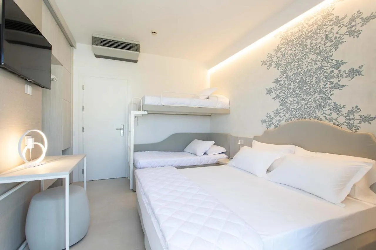 לידו די ג'סולו Hotel Mirafiori 3*, לידו די ג'סולו