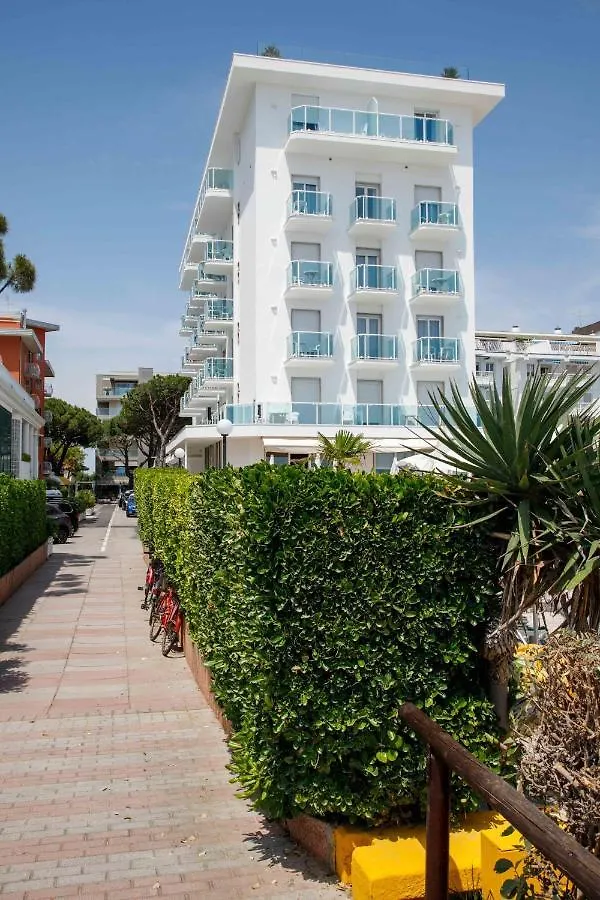 לידו די ג'סולו Hotel Mirafiori