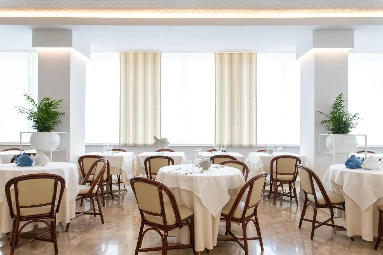 Hotel Mirafiori Lido di Jesolo 3*,